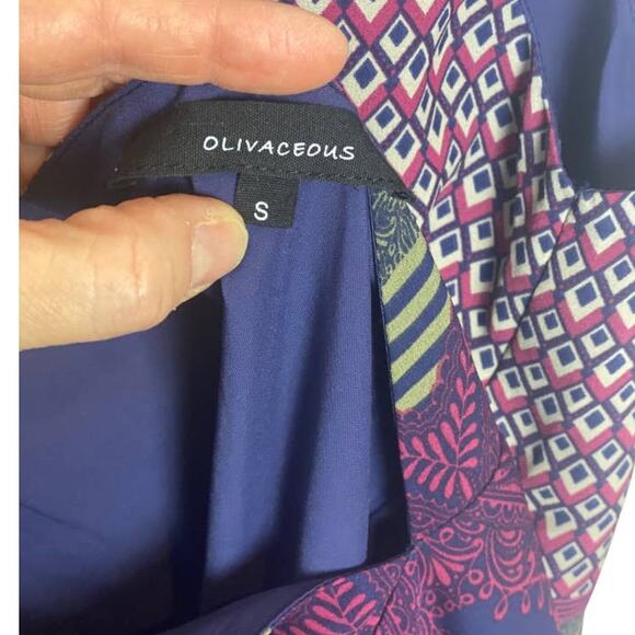 Olivaceous Navy Blue Floral Deep Back V Sleeveless Shift Dress Sz Small - Picture 4 of 7